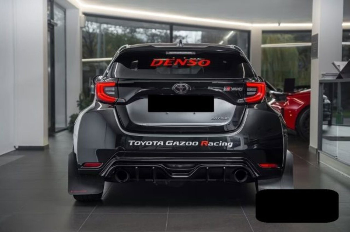 Toyota GR Yaris 1.6 Turbo 3 porte GR Yaris Circuit (3)