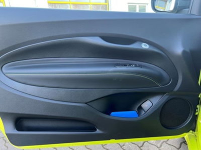 Abarth 500e Cabrio 42 kWh Turismo (10)