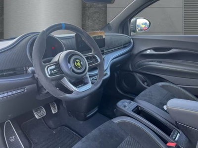 Abarth 500e Cabrio 42 kWh Turismo (4)