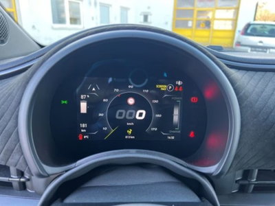 Abarth 500e Cabrio 42 kWh Turismo (9)