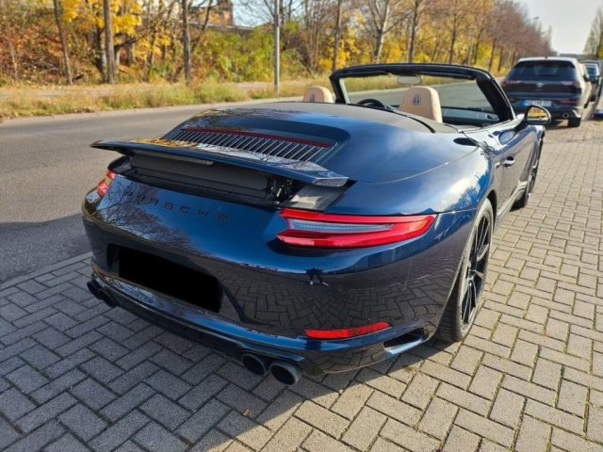 Porsche 911 Cabrio 3.0 Carrera (12)