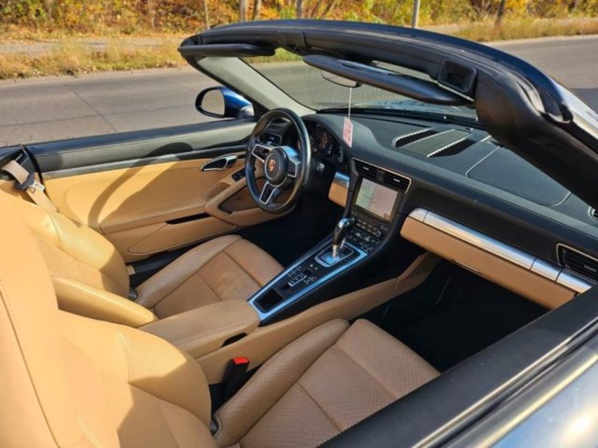 Porsche 911 Cabrio 3.0 Carrera (13)