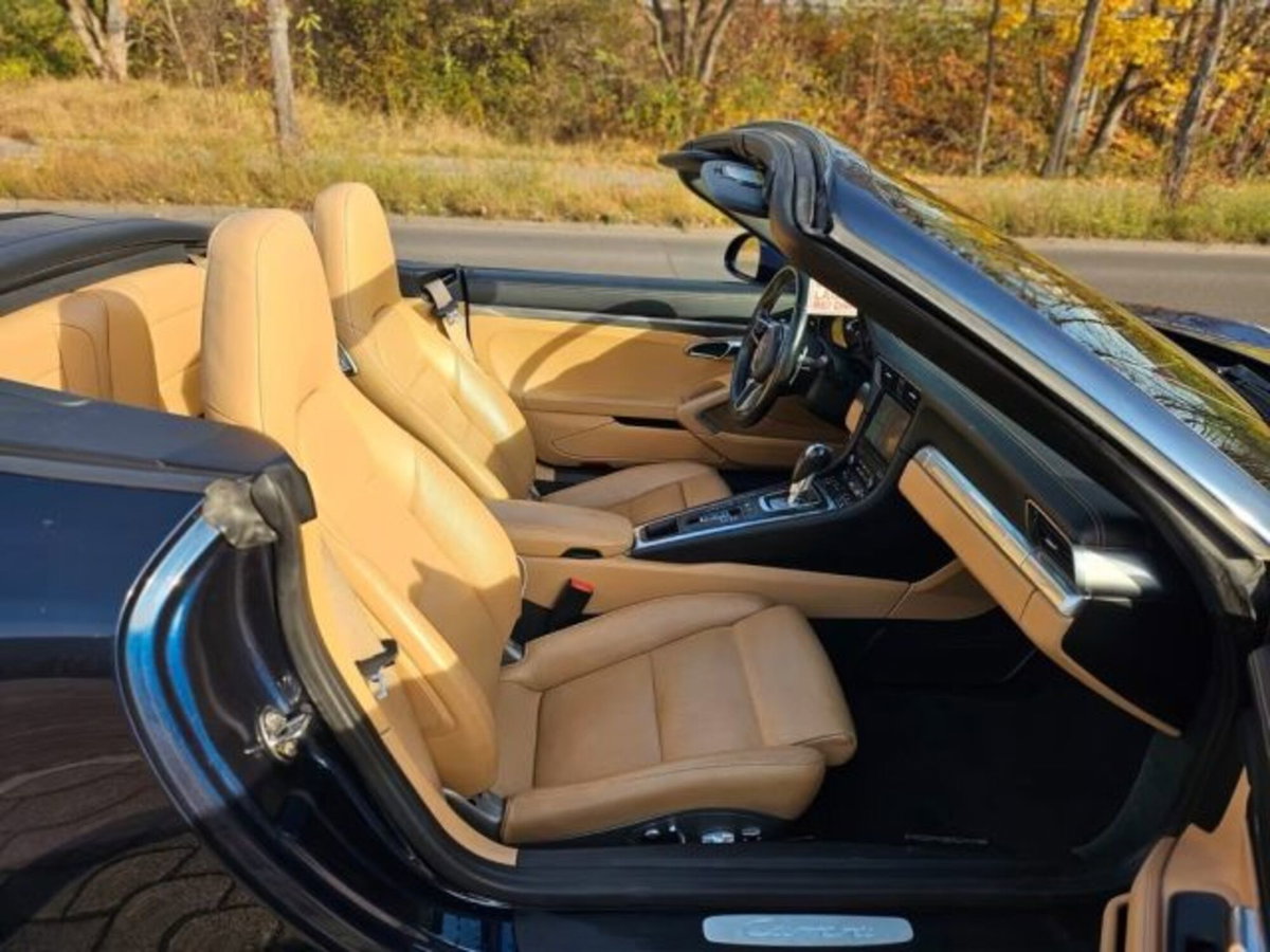 Porsche 911 Cabrio 3.0 Carrera (14)