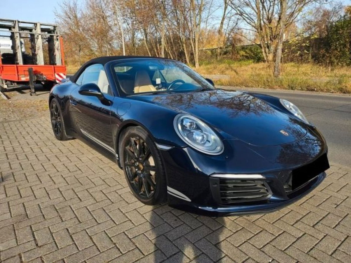 Porsche 911 Cabrio 3.0 Carrera (4)