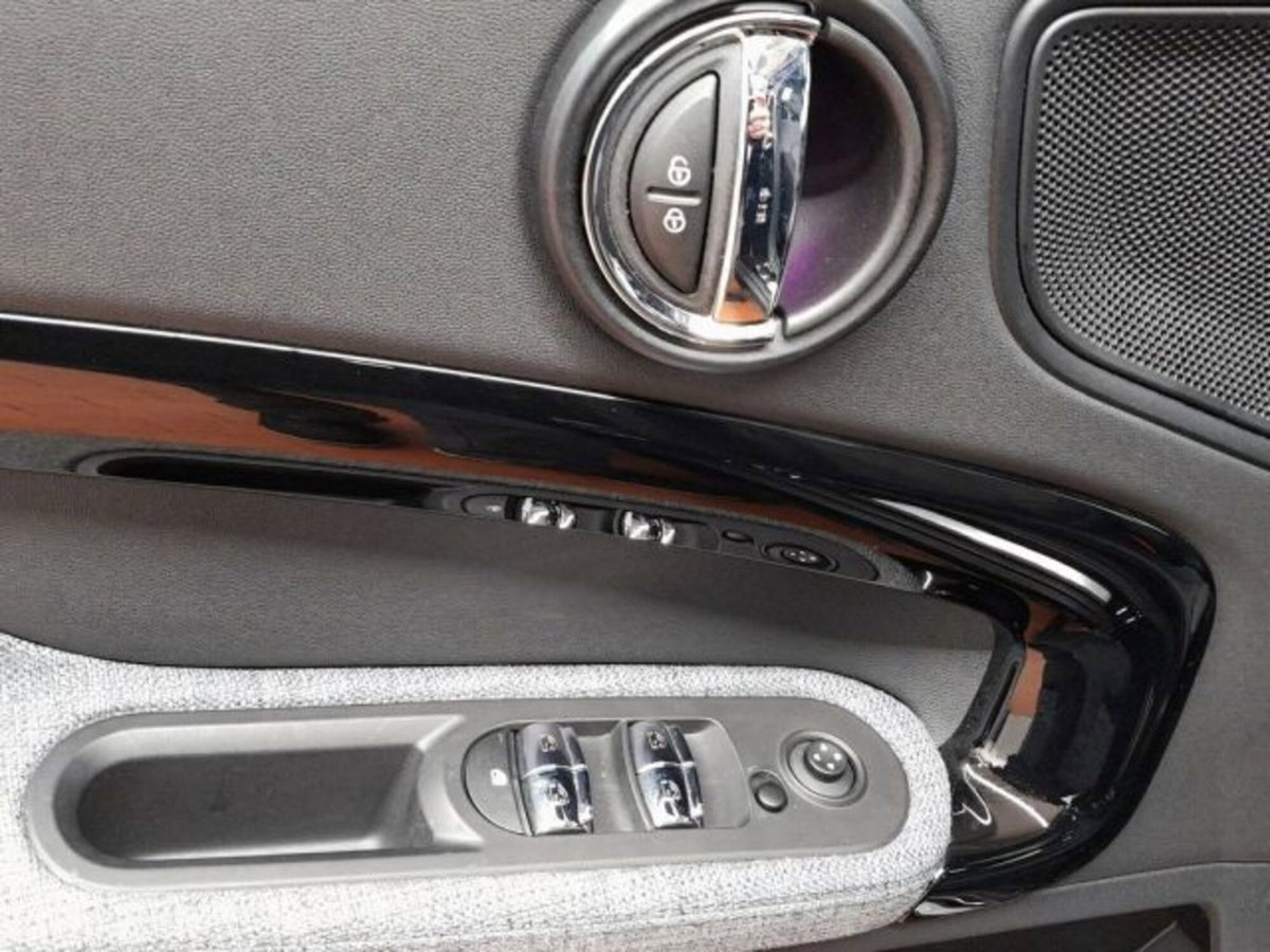 MINI Mini Countryman 2.0 Cooper SD Essential Countryman (13)