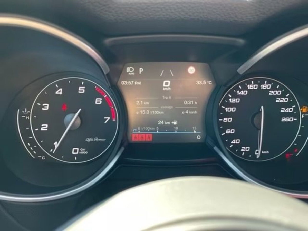 Alfa Romeo Stelvio Stelvio 2.0 Turbo 200 CV AT8 Q4 Sprint (8)