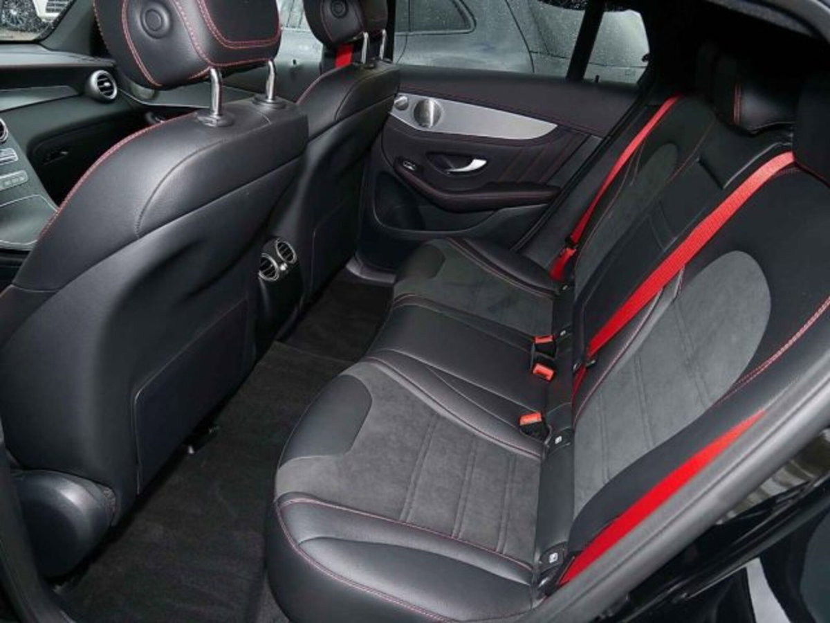 Mercedes-Benz GLC Coupé 300 d 4Matic Coupé Premium (7)