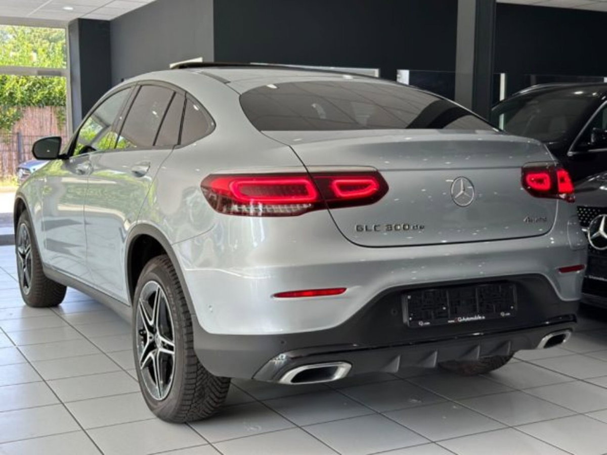 Mercedes-Benz GLC SUV 300 de 4Matic Plug-in hybrid Premium Plus (3)