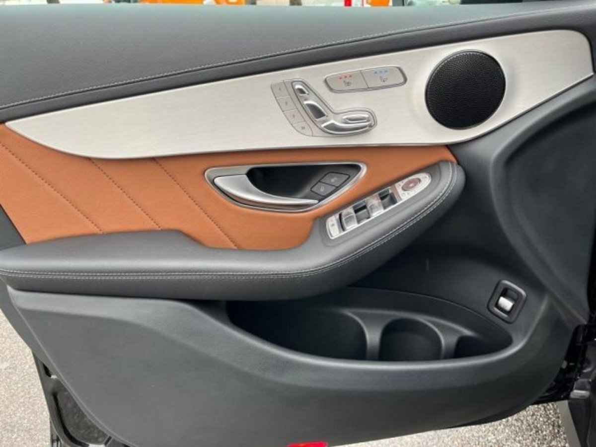 Mercedes-Benz GLC SUV 300 de 4Matic Plug-in hybrid Premium Plus (14)