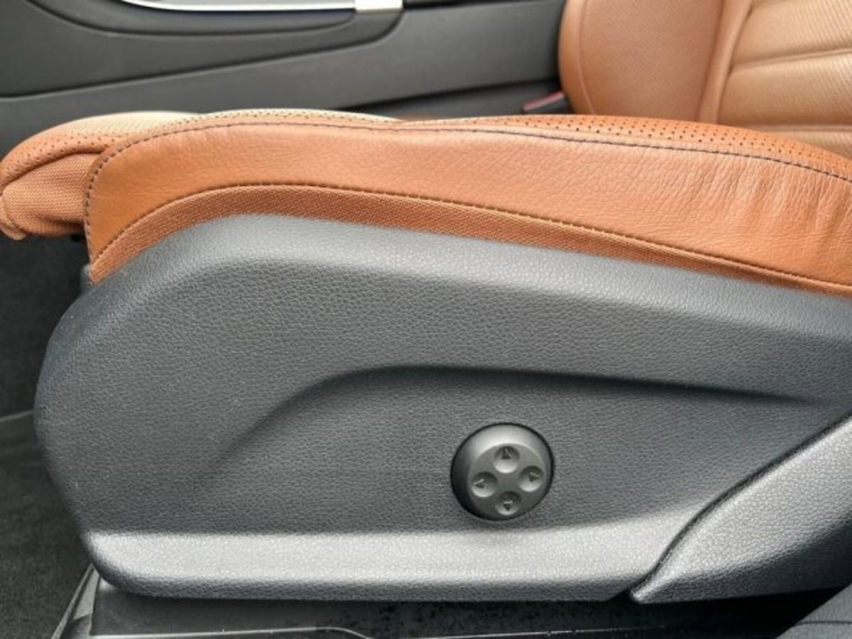Mercedes-Benz GLC SUV 300 de 4Matic Plug-in hybrid Premium Plus (15)