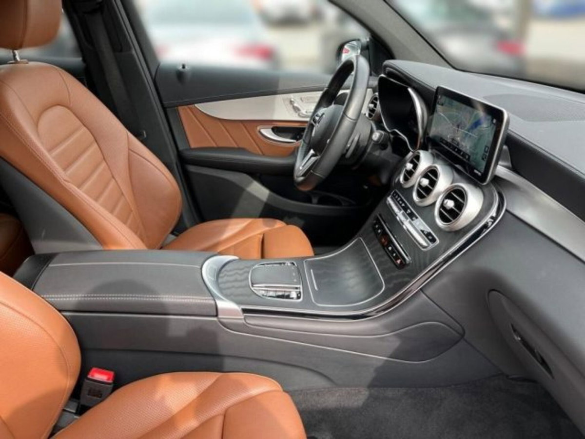 Mercedes-Benz GLC SUV 300 de 4Matic Plug-in hybrid Premium Plus (8)
