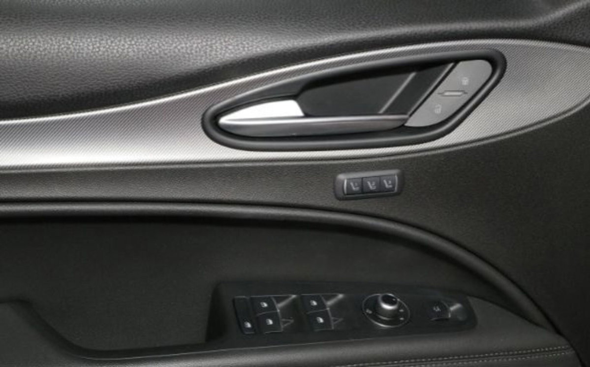Alfa Romeo Stelvio Stelvio 2.0 Turbo 200 CV AT8 Q4 Sprint (15)