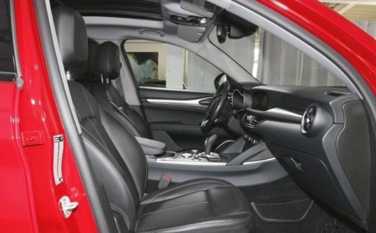 Alfa Romeo Stelvio Stelvio 2.0 Turbo 200 CV AT8 Q4 Sprint (6)