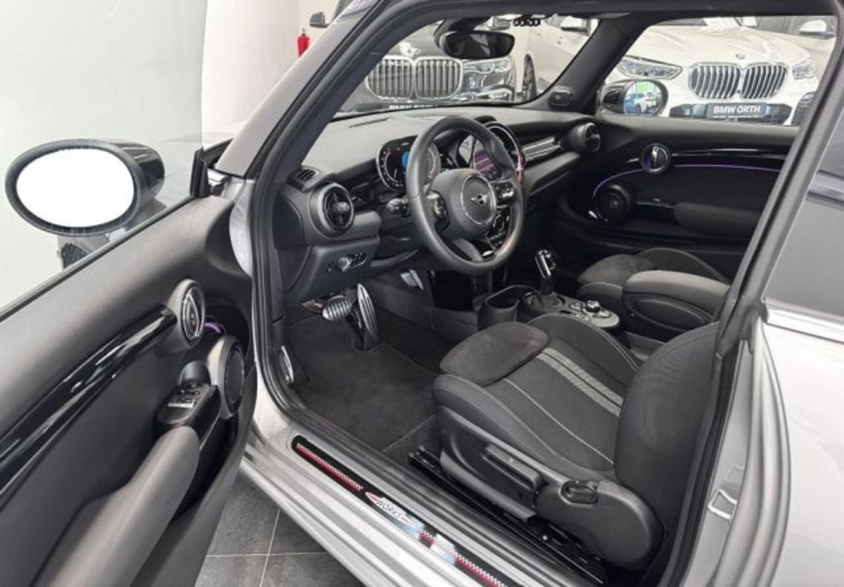 MINI Mini 2.0 John Cooper Works JCW (10)
