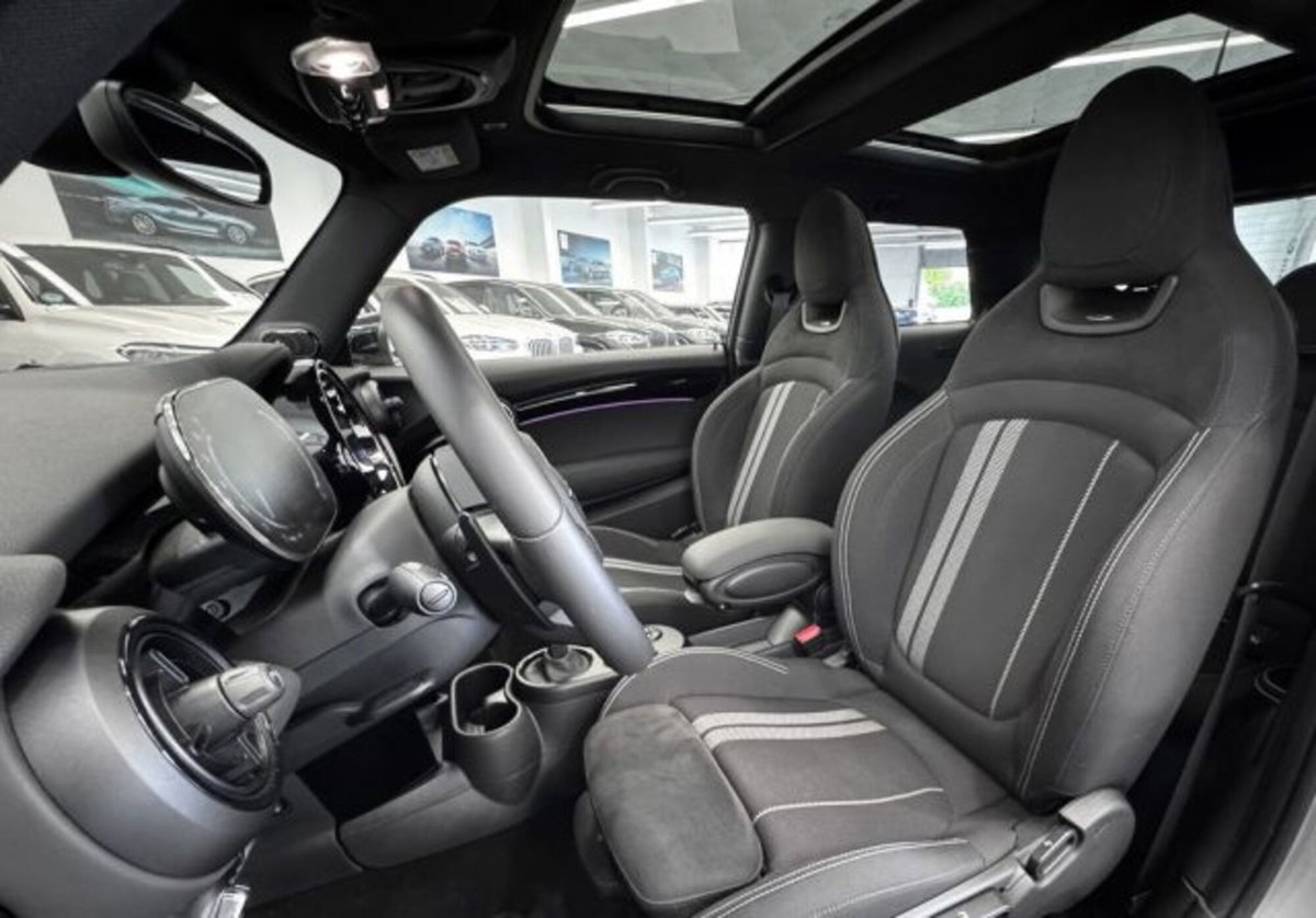MINI Mini 2.0 John Cooper Works JCW (11)