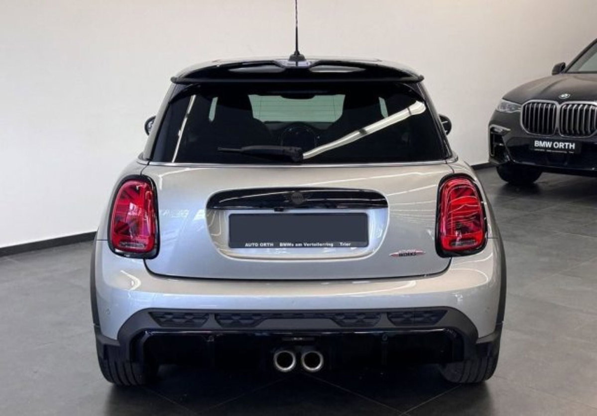 MINI Mini 2.0 John Cooper Works JCW (8)