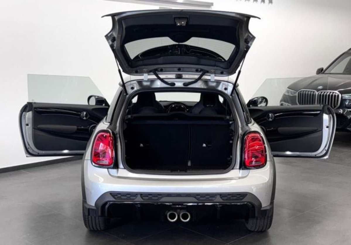 MINI Mini 2.0 John Cooper Works JCW (9)
