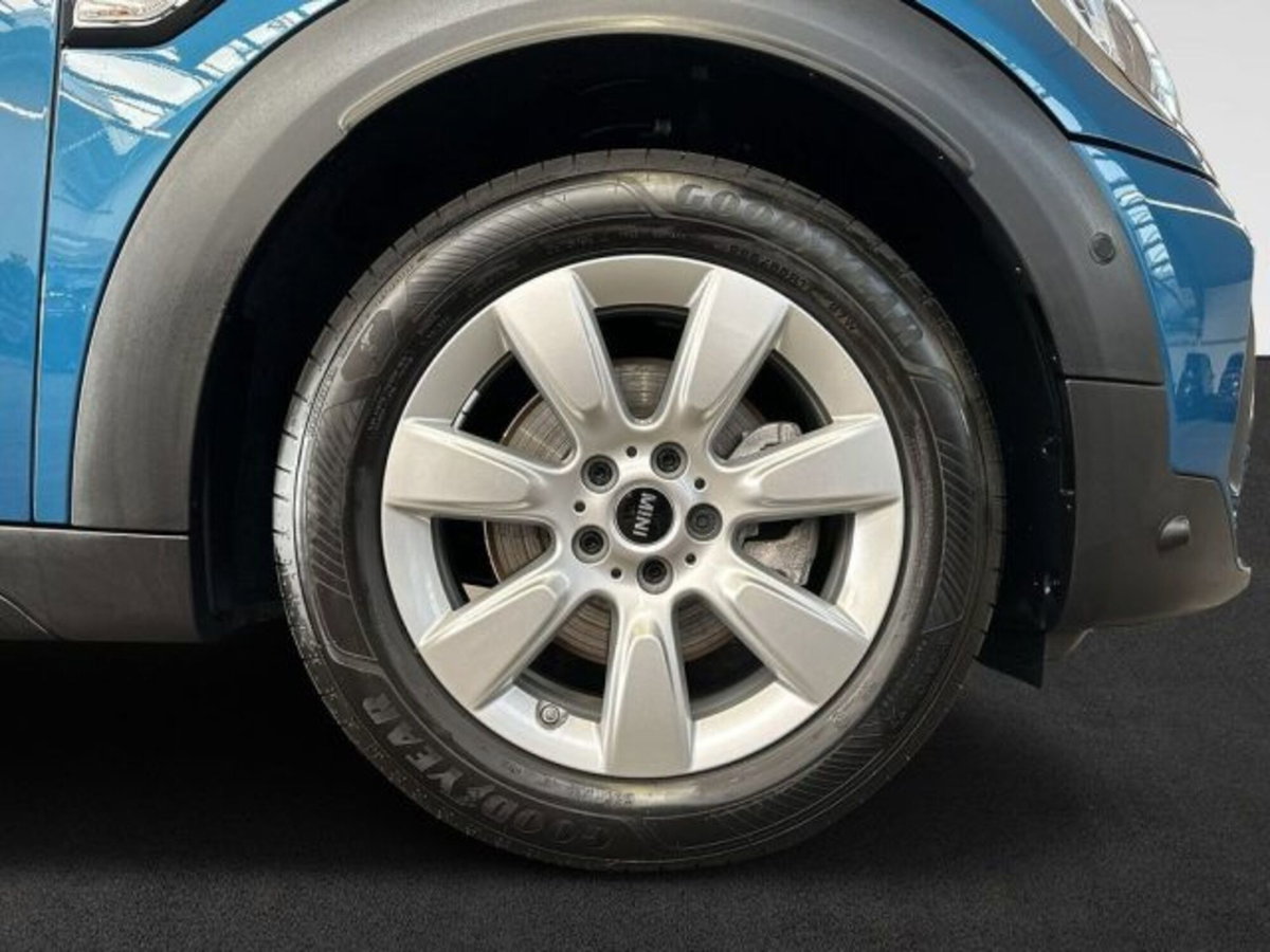 MINI Mini Countryman 2.0 Cooper D Essential Countryman (5)