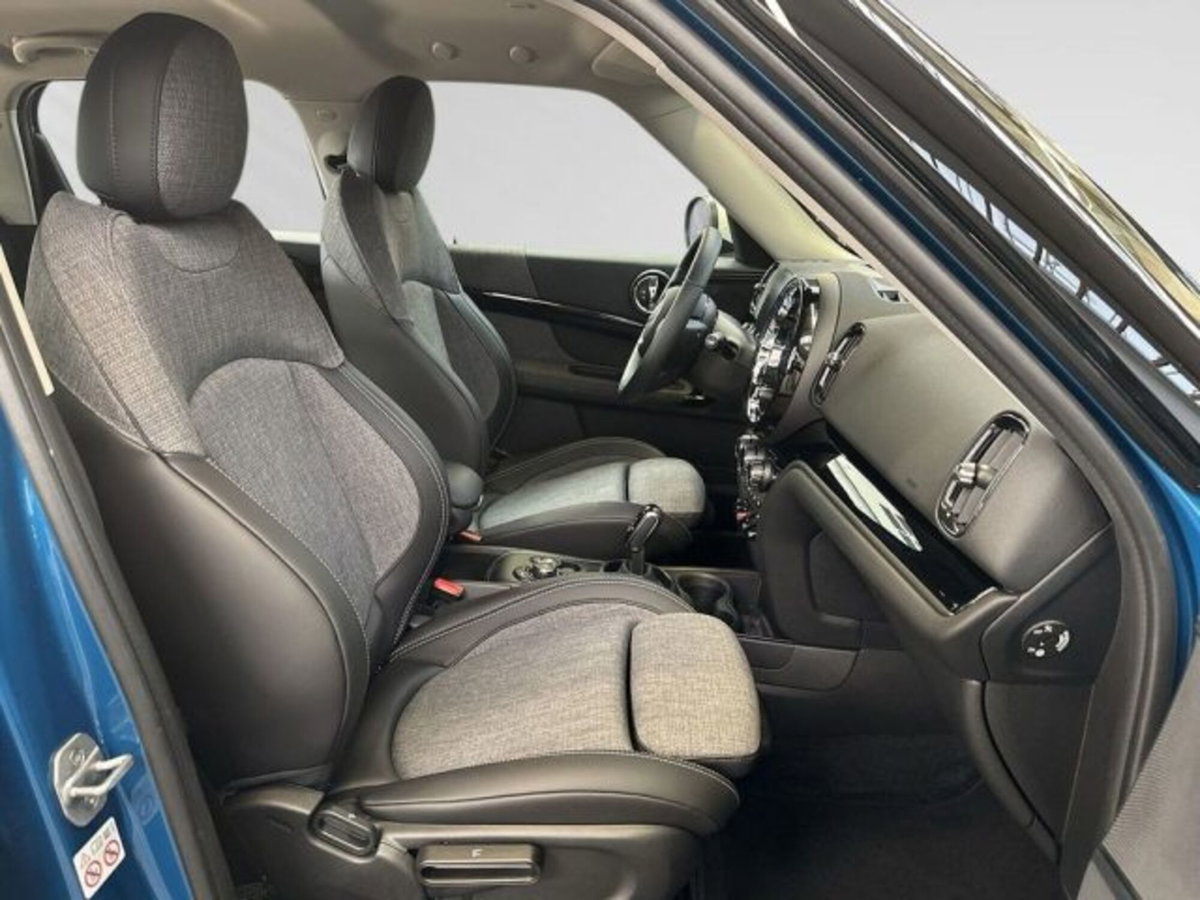 MINI Mini Countryman 2.0 Cooper D Essential Countryman (6)