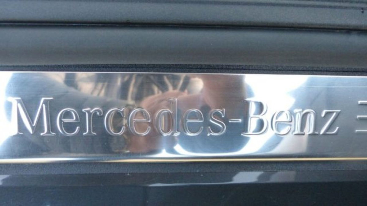 Mercedes-Benz SLC 200 AMG line (12)