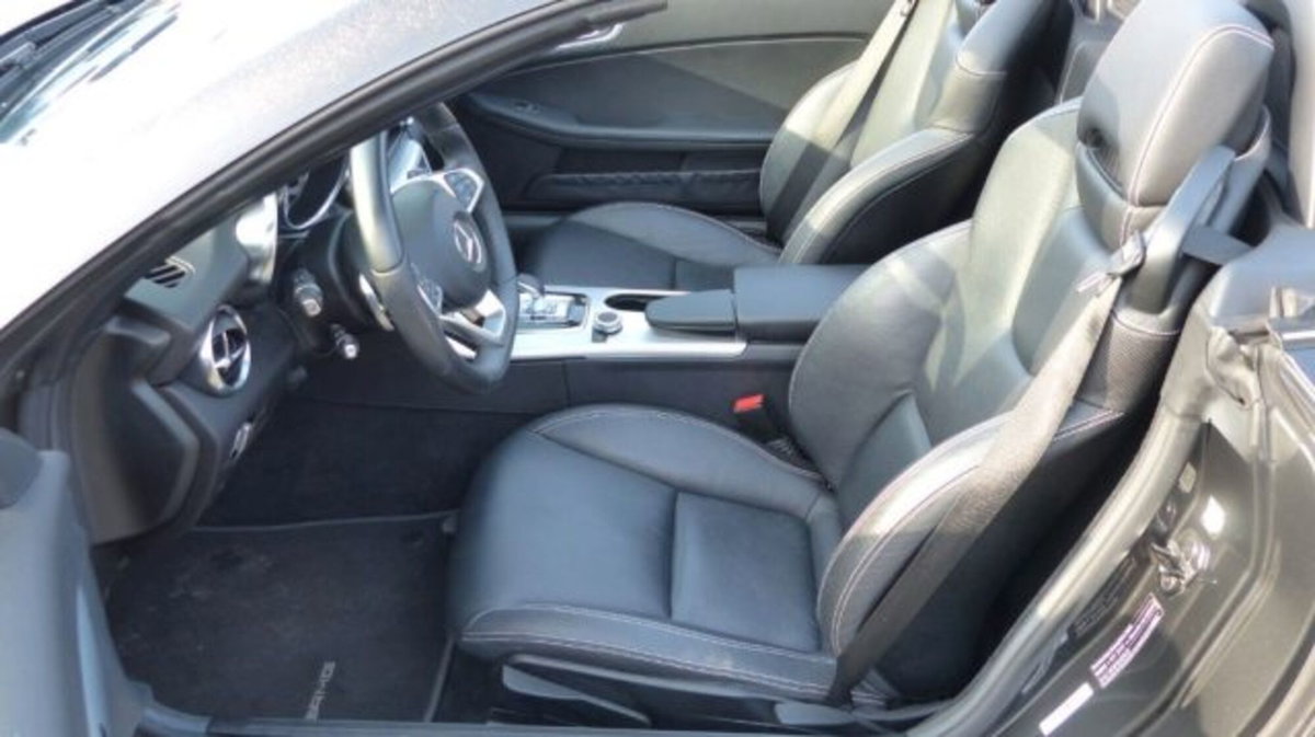 Mercedes-Benz SLC 200 AMG line (7)