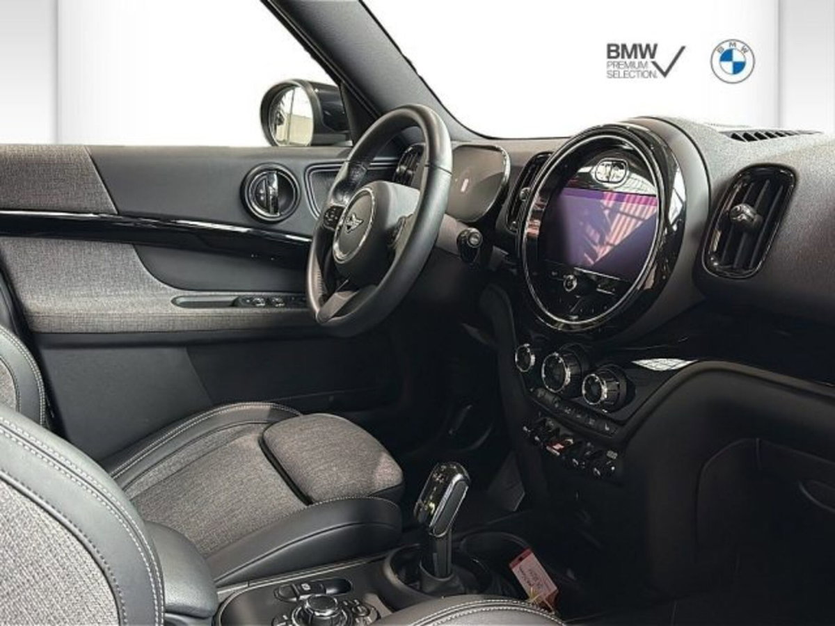 MINI Mini Countryman 2.0 Cooper D Essential Countryman (13)