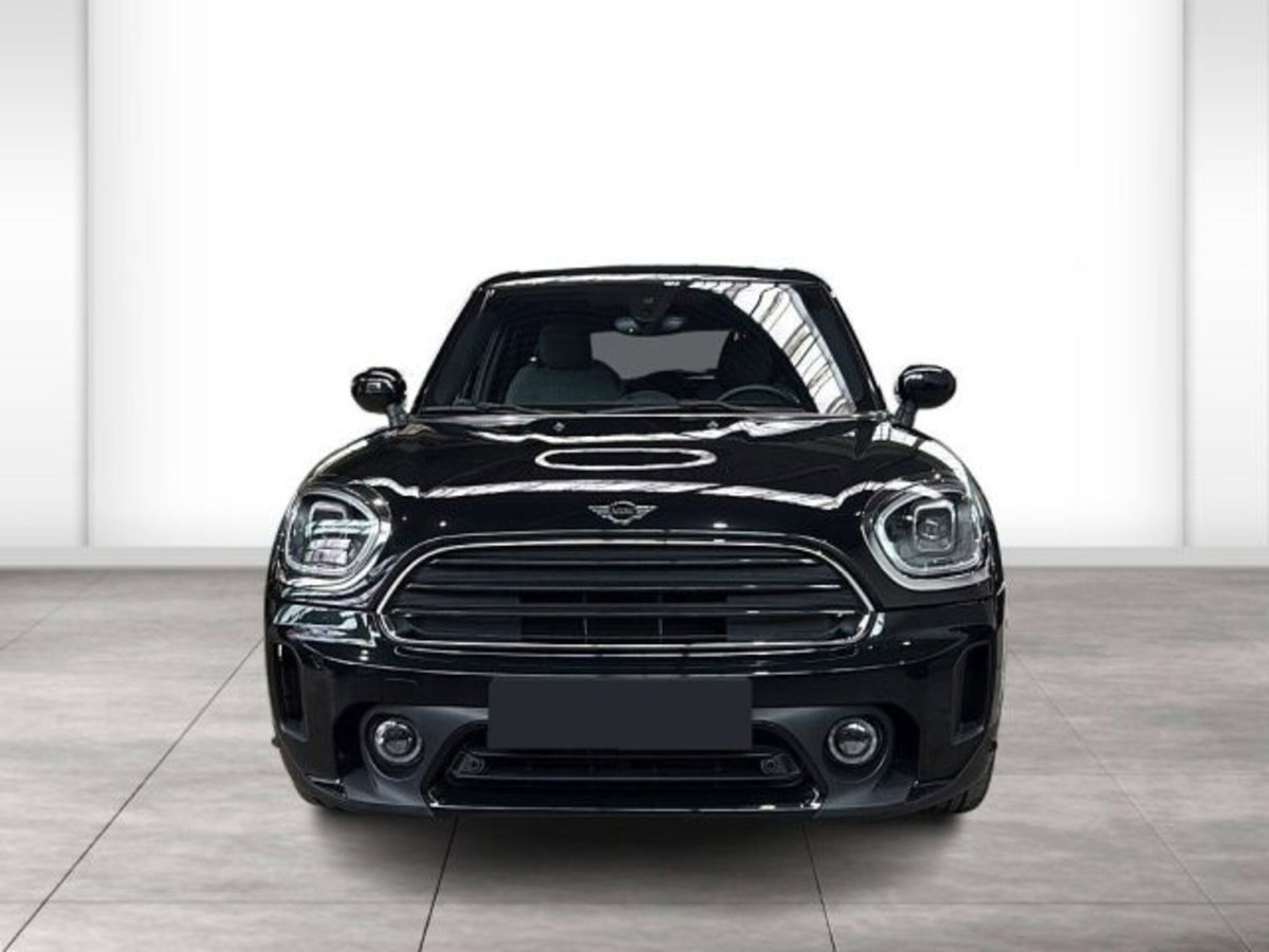 MINI Mini Countryman 2.0 Cooper D Essential Countryman (2)