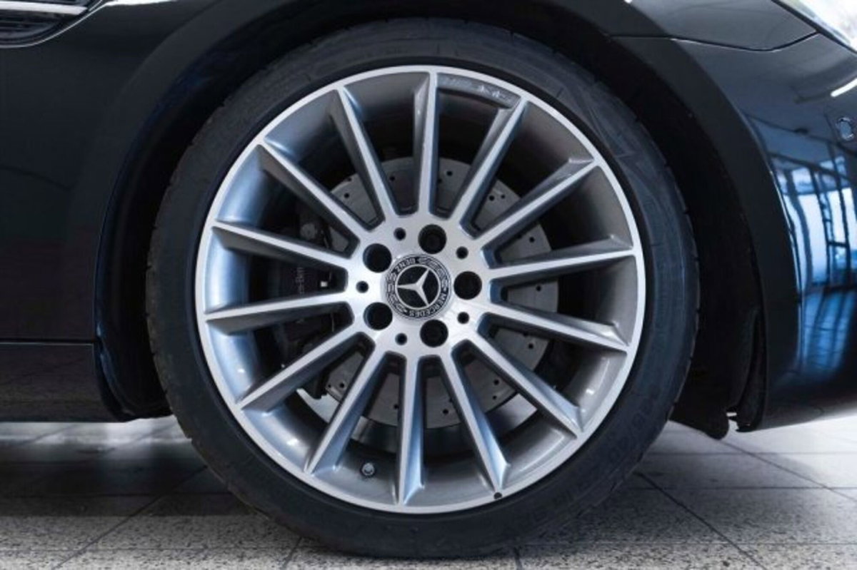 Mercedes-Benz SLC 300 AMG line (19)
