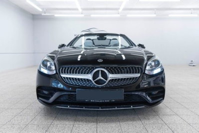 Mercedes-Benz SLC 300 AMG line (2)