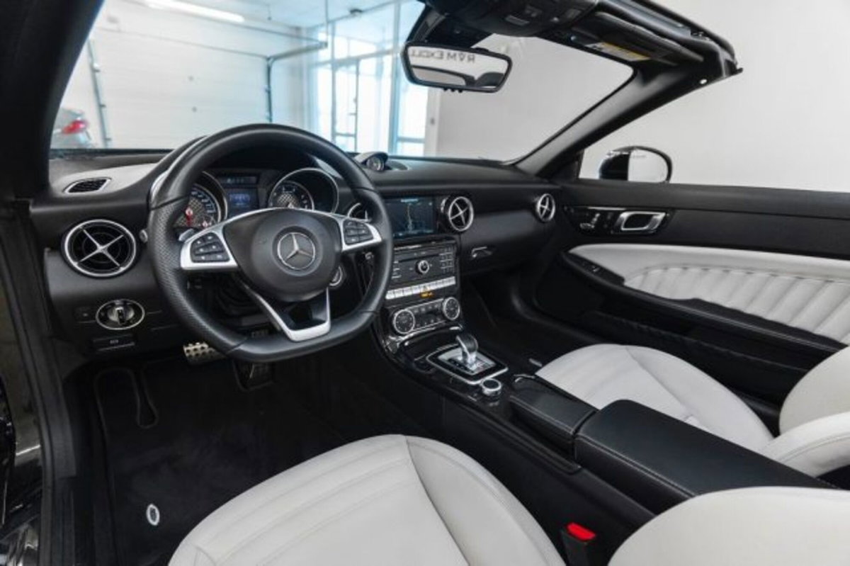 Mercedes-Benz SLC 300 AMG line (4)