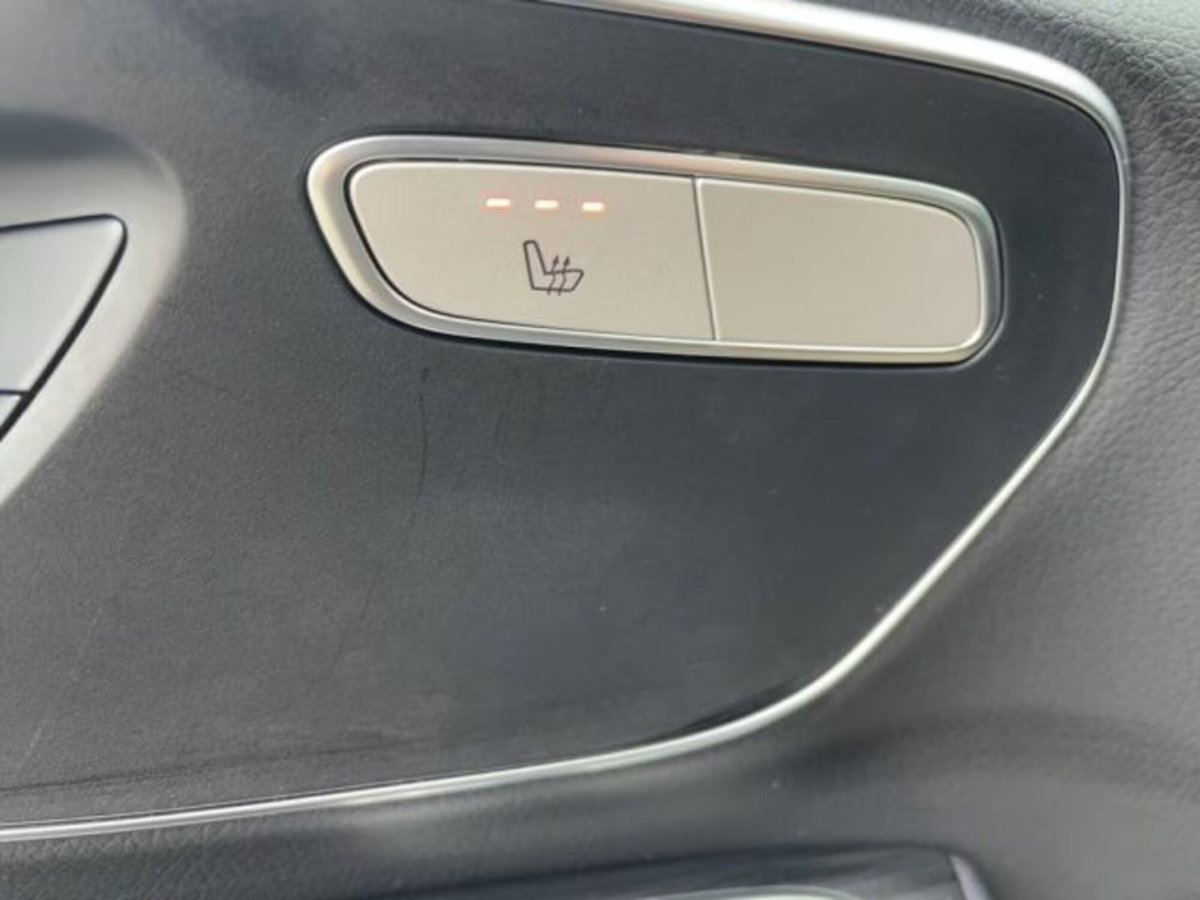 Mercedes-Benz Classe V Long 300 d Exclusive auto (12)