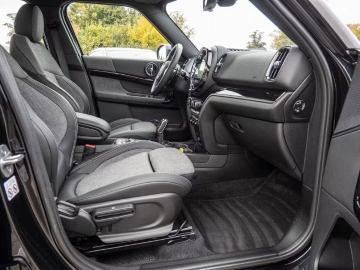 MINI Mini Countryman 2.0 Cooper SD Untamed Edition Countryman ALL4 (5)