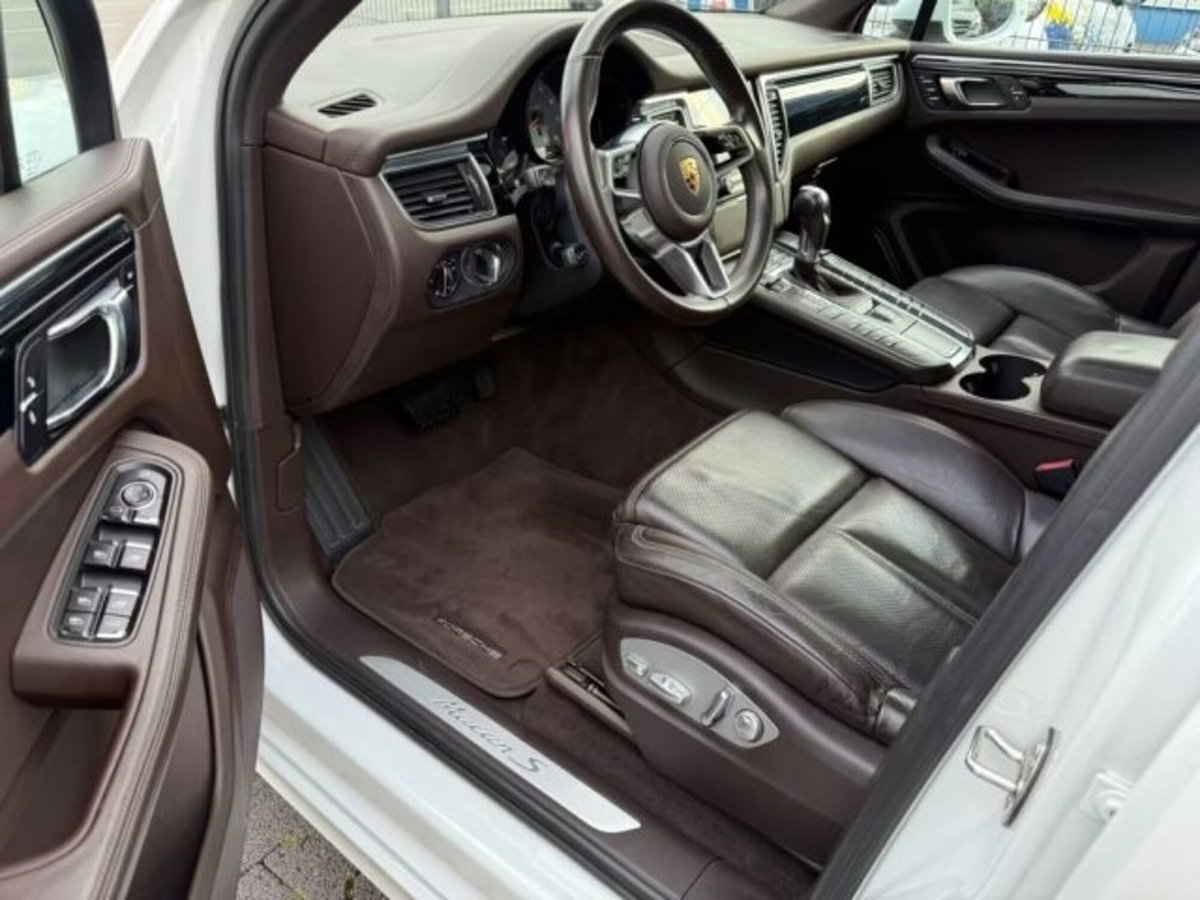 Porsche Macan S (15)