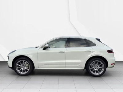 Porsche Macan S (2)