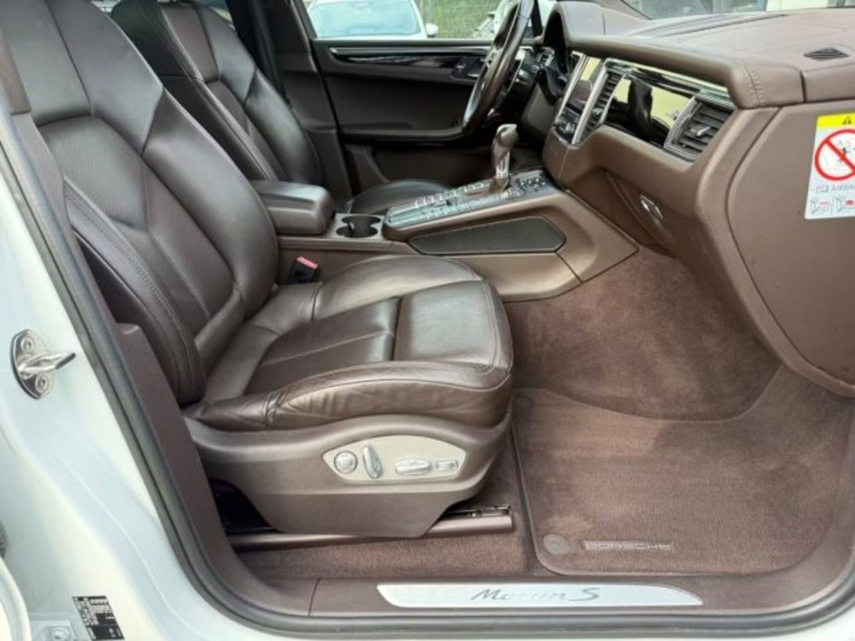 Porsche Macan S (20)