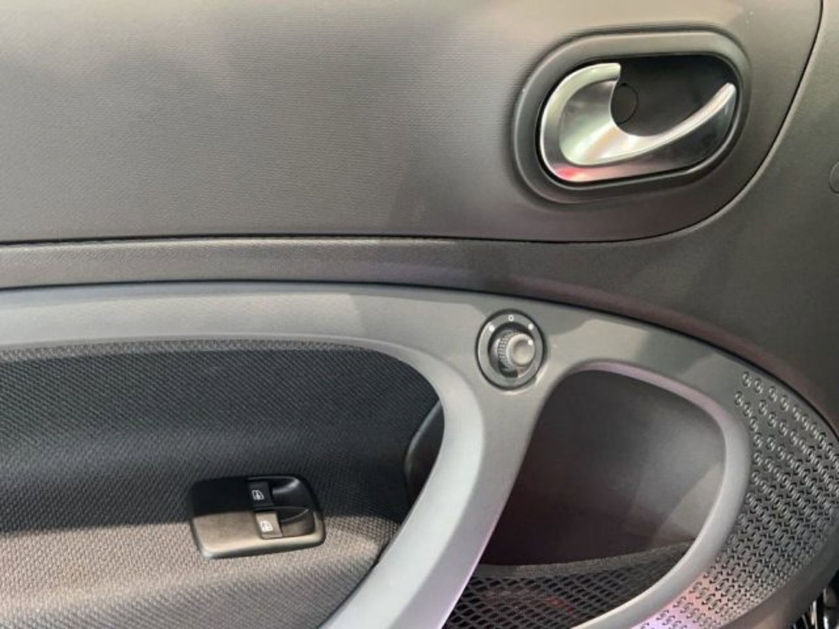 smart Fortwo Cabrio EQ cabrio BRABUS Style (19)