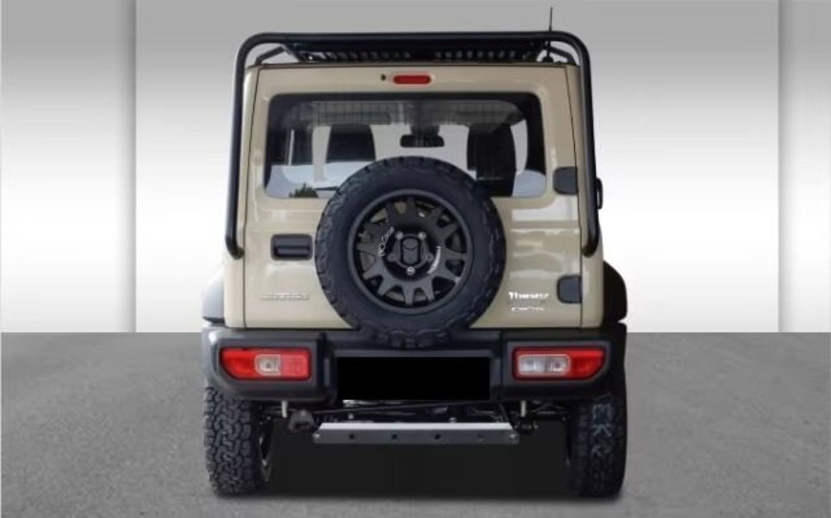 Suzuki Jimny 1.5 5MT Top (4)