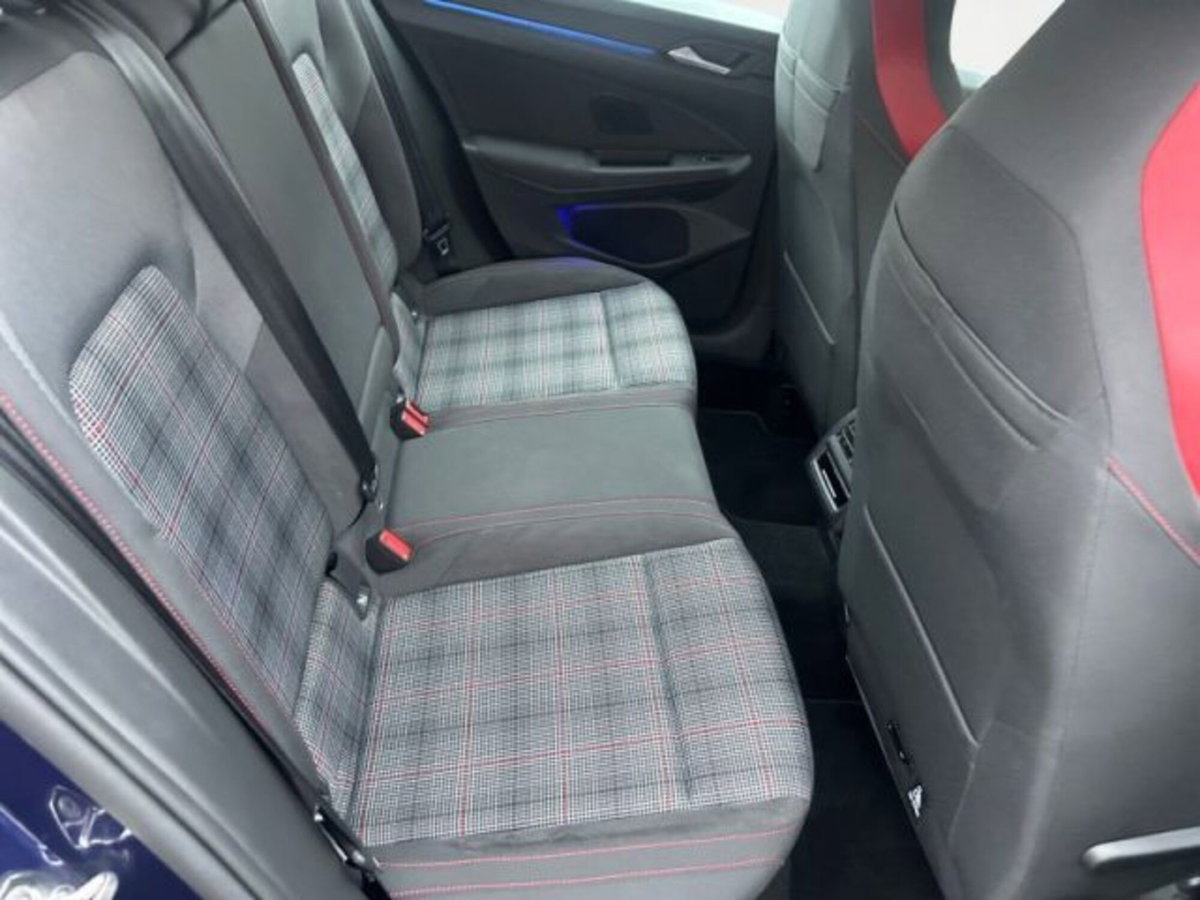 Volkswagen Golf 2.0 TSI GTI DSG (10)