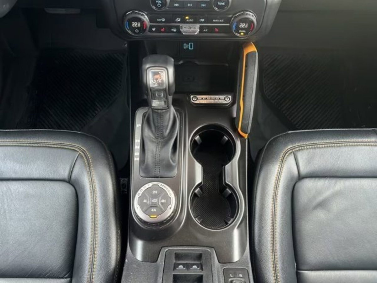 Ford Bronco 2.7 ecoboost V6 Badlands 4x4 335cv auto (14)