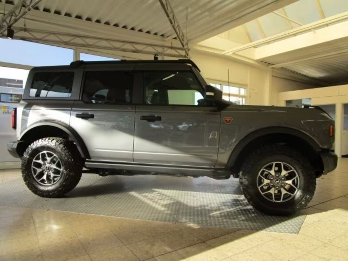 Ford Bronco 2.7 ecoboost V6 Badlands 4x4 335cv auto (7)