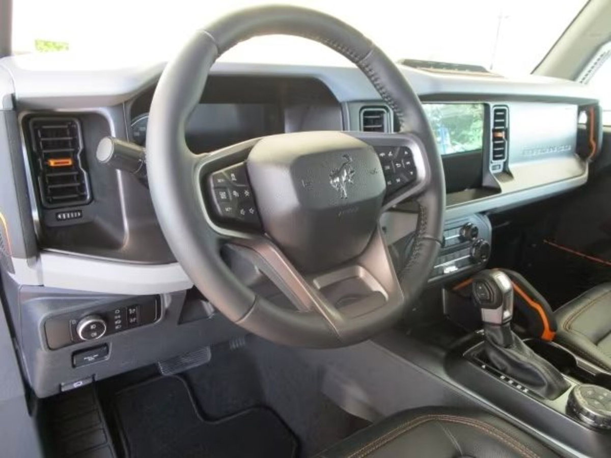 Ford Bronco 2.7 ecoboost V6 Badlands 4x4 335cv auto (9)