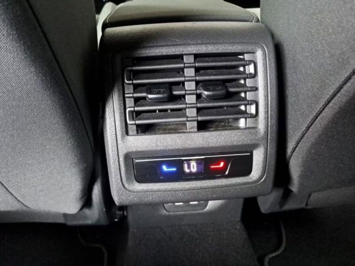 Volkswagen Golf 2.0 TDI GTD DSG (14)