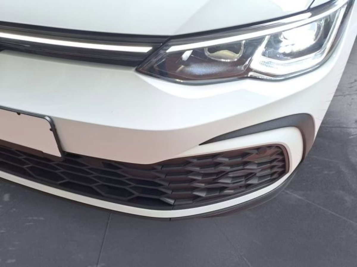 Volkswagen Golf 2.0 TDI GTD DSG (8)