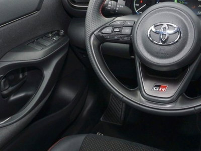 Toyota Yaris Cross 1.5h GR Sport Black Sky fwd 116cv e-cvt (10)