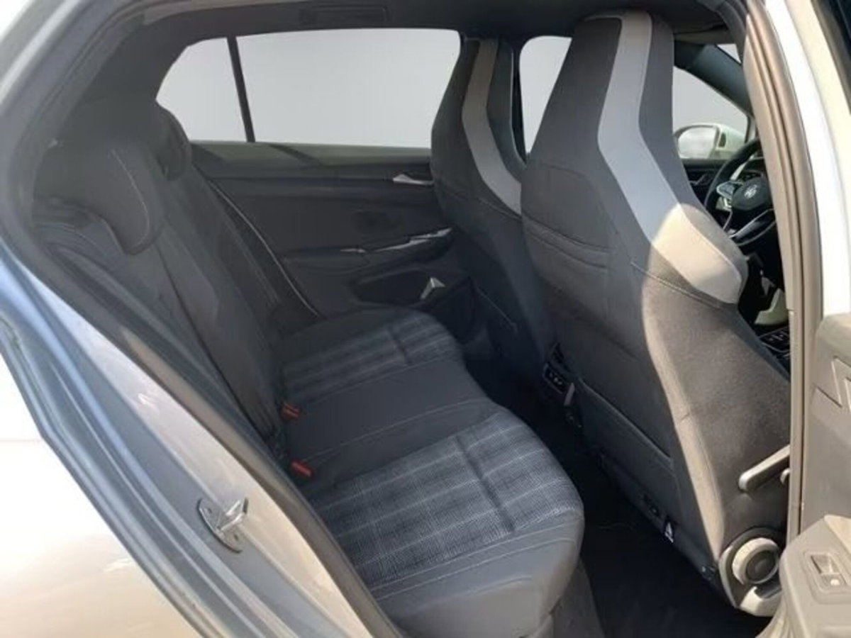 Volkswagen Golf 2.0 TDI GTD DSG (13)