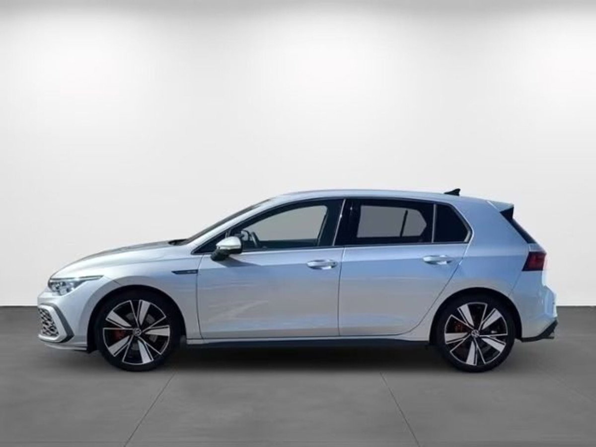 Volkswagen Golf 2.0 TDI GTD DSG (2)