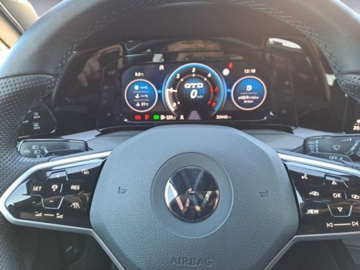 Volkswagen Golf 2.0 TDI GTD DSG (9)