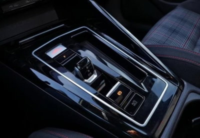 Volkswagen Golf 2.0 tsi GTI 265cv dsg (8)