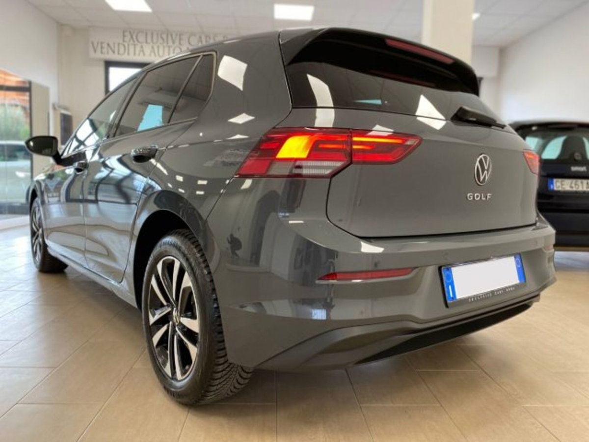 Volkswagen Golf 2.0 TDI SCR Life (4)
