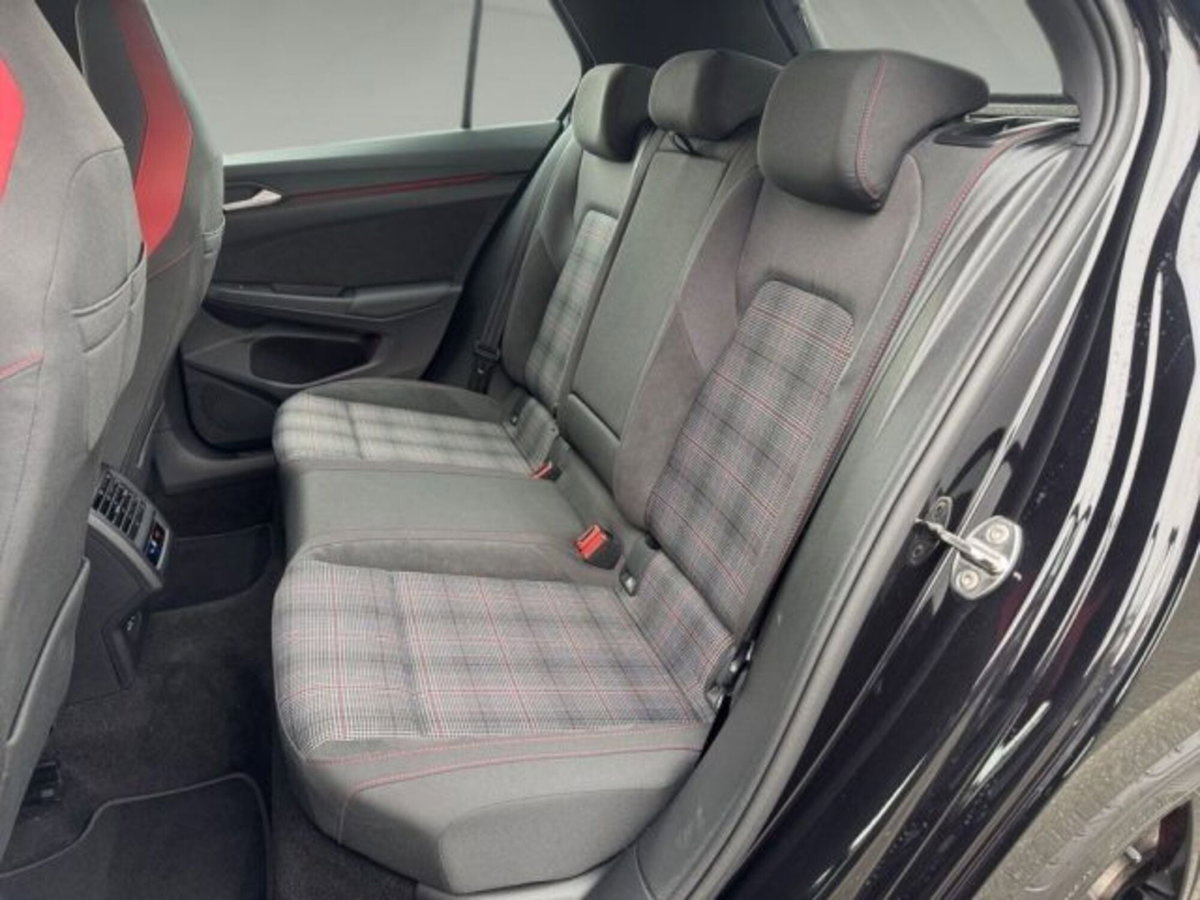Volkswagen Golf 2.0 TSI GTI DSG (11)